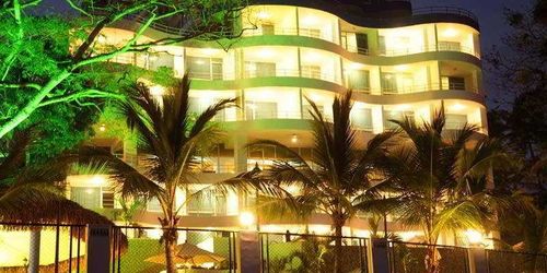 Забронировать Coronado Hotel