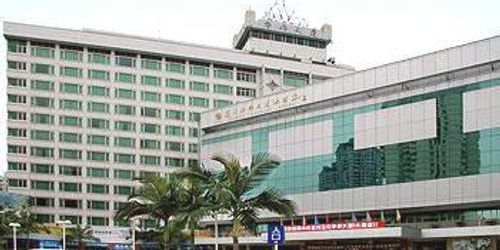 Забронировать Xiamen Huaqiao Hotel