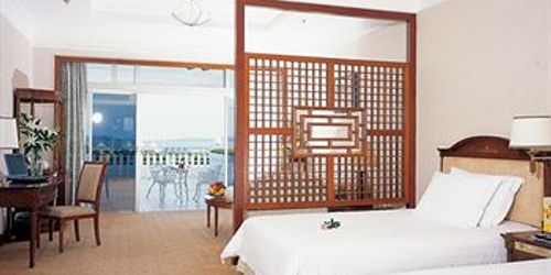 Забронировать Xiamen International Seaside Hotel