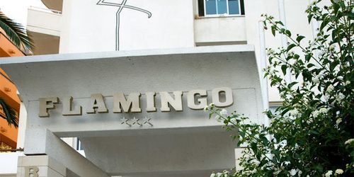 Забронировать Flamingo Beach Hotel