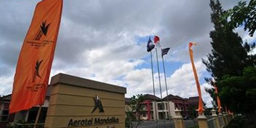 Забронировать Aerotel Mandalika Praya Lombok