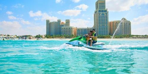 Забронировать Al Hamra Palace Beach Resort