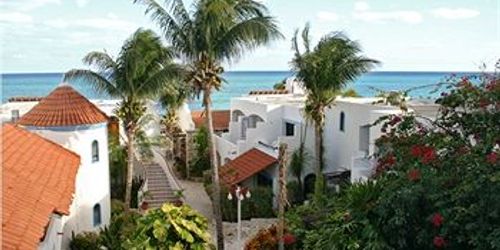 Забронировать Hotel Pelicano Inn Playa del Carmen