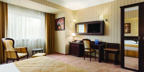 Забронировать Ramada Hotel & Suites Bucharest North
