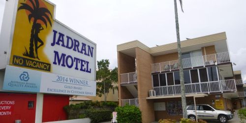 Забронировать Jadran Motel & El Jays Holiday Lodge