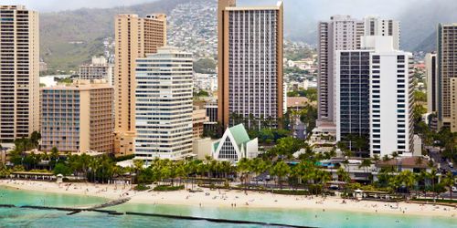 Забронировать Hilton Waikiki Beach Hotel