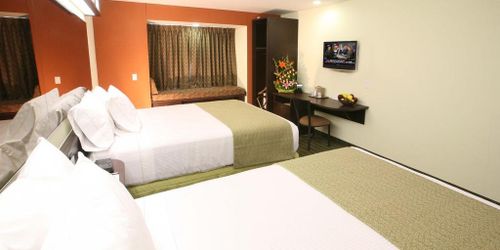 Забронировать Microtel Inn and Suites Toluca