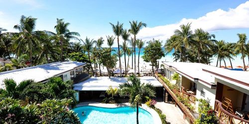 Забронировать Red Coconut Beach Hotel Boracay