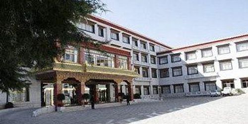 Забронировать The Tibet Cang-gyan Lhasa Hotel