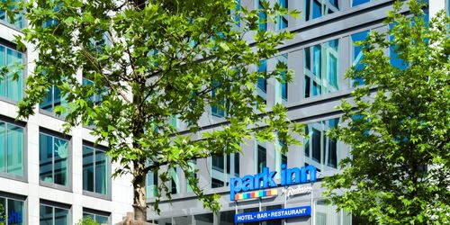 Забронировать Hotel Park Inn by Radisson Brussels Midi