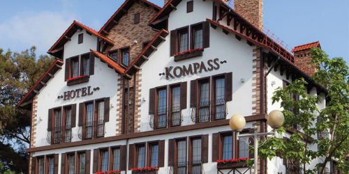 Забронировать Kompass Hotel Music Hall Gelendzhik