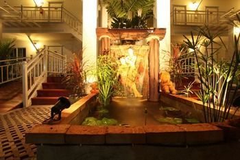 รินลดา เฮาส์ (Rinlada House)