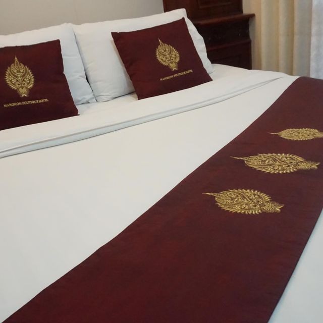 โรงแรมมโนรม บูทีค (Manorom Boutique Hotel)