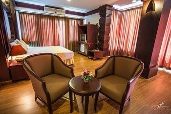 กัซซัน เลค ซิตี้ กอล์ฟ & รีสอร์ท (Gassan Lake City Golf & Resort)