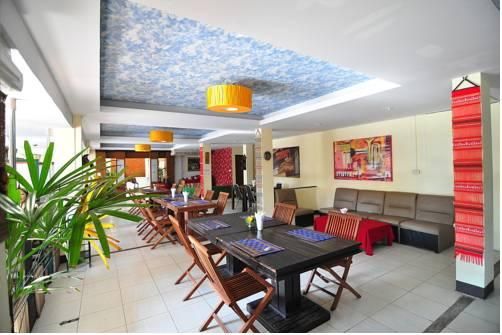 เฮือนดาหลา รีสอร์ท (Huandalha Resort)