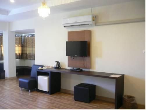 ปางสะหวัน เพลส รีโซเทล (Pangsawan Place Resotel)
