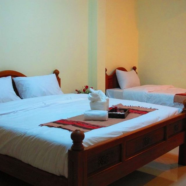 เฮือนข่วงน่าน (Huen Kuang Nan Hotel)