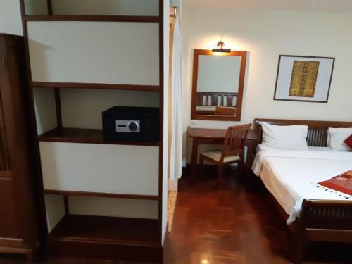 อวิลล่า ผาสุข โฮเต็ล (Avilla Phasouk Hotel)