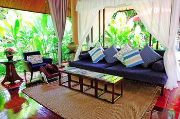 คุ้มนคร วิลลา (Khum Nakorn Villa)