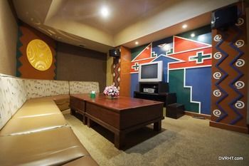 โรงแรมเทวราช (Dhevaraj Hotel)