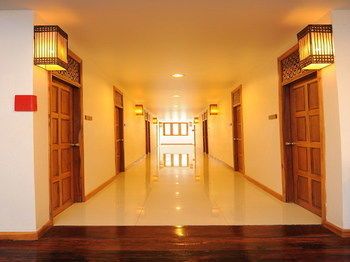 โรงแรมสุขเกษม (Sukkasem Hotel)