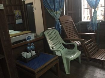 บุญดีเฮาส์ (Boondee House)
