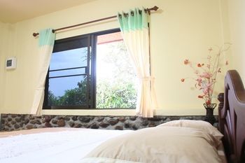 แสงสว่าง รีสอร์ท (Sangsawang Resort)