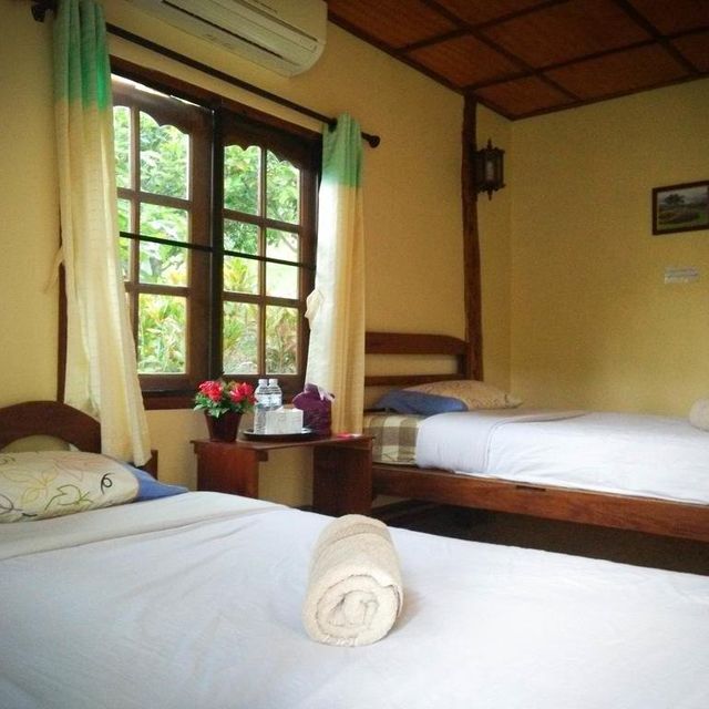 แสงสว่าง รีสอร์ท (Sangsawang Resort)