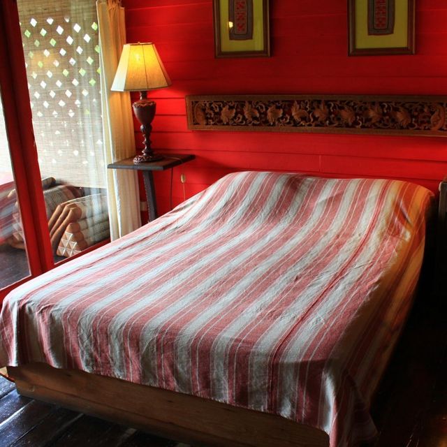 เดอะ ริเวอร์ไซด์ เกสท์ เฮ้าส์ (The Riverside Guest House)
