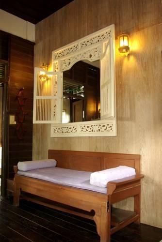 เดอะ ริเวอร์ไซด์ เกสท์ เฮ้าส์ (The Riverside Guest House)