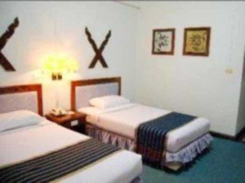 โรงแรมแม่ยมพาเลส (Maeyom Palace Hotel)