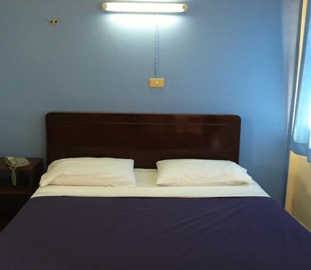 โรงแรมภราดร (Paradorn Hotel)