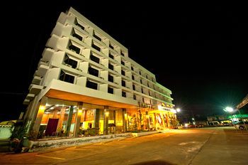 โรงแรมพะเยานอร์เทิร์นเลค (Phayao Northern Lake Hotel)