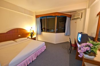 โรงแรมพะเยานอร์เทิร์นเลค (Phayao Northern Lake Hotel)