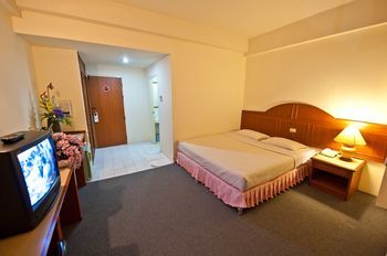 โรงแรมพะเยานอร์เทิร์นเลค (Phayao Northern Lake Hotel)